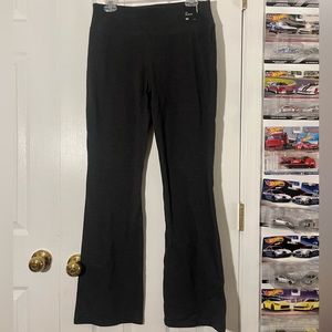 NY & C Bootcut Yoga Pants Size M NWT